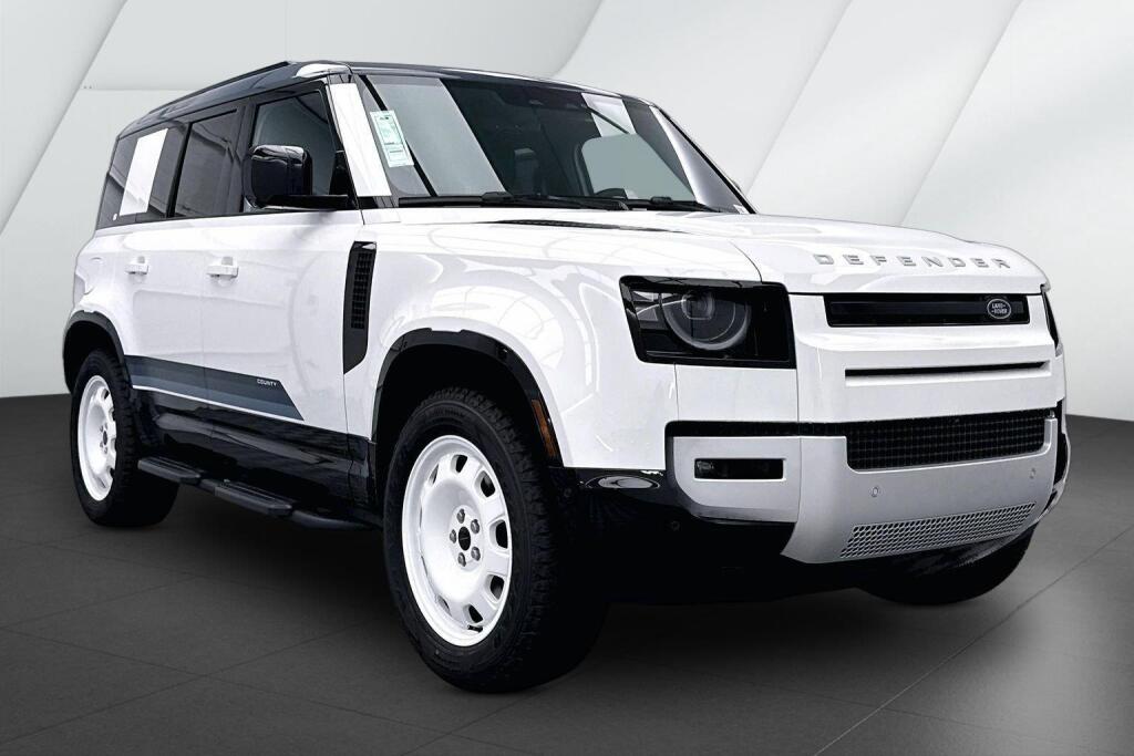 Santorini Black Metallic 2026 Land Rover Defender SUV / Crossover All-Wheel Drive Automatic