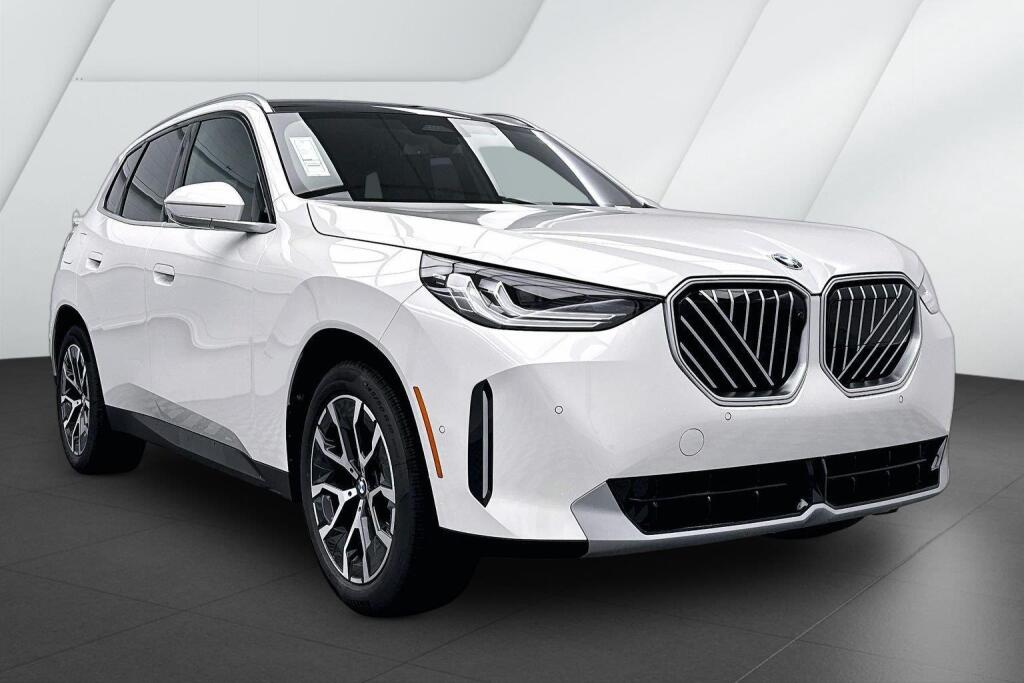 Mineral White Metallic 2026 BMW X3 SUV / Crossover All-Wheel Drive Automatic