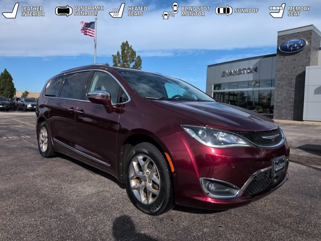 Velvet Red Pearlcoat 2017 Chrysler Pacifica Minivan Front-Wheel Drive 9-Speed Automatic