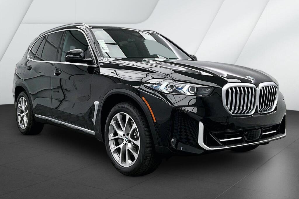 Black Sapphire Metallic 2026 BMW X5 SUV / Crossover All-Wheel Drive Automatic