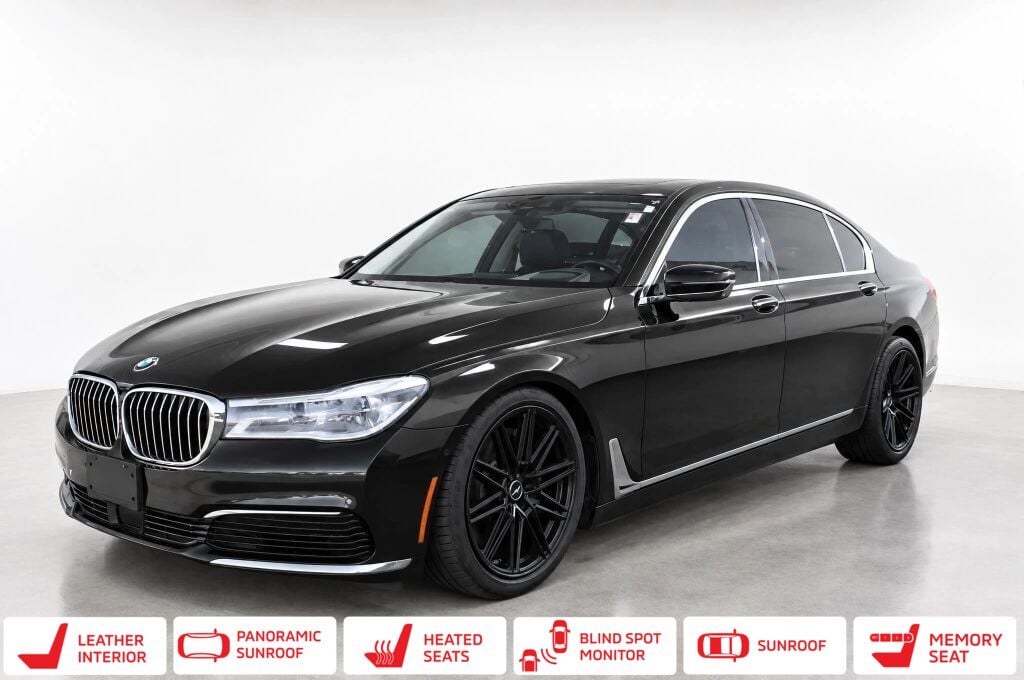 Black Sapphire Metallic 2019 BMW 7 Series Sedan All-Wheel Drive