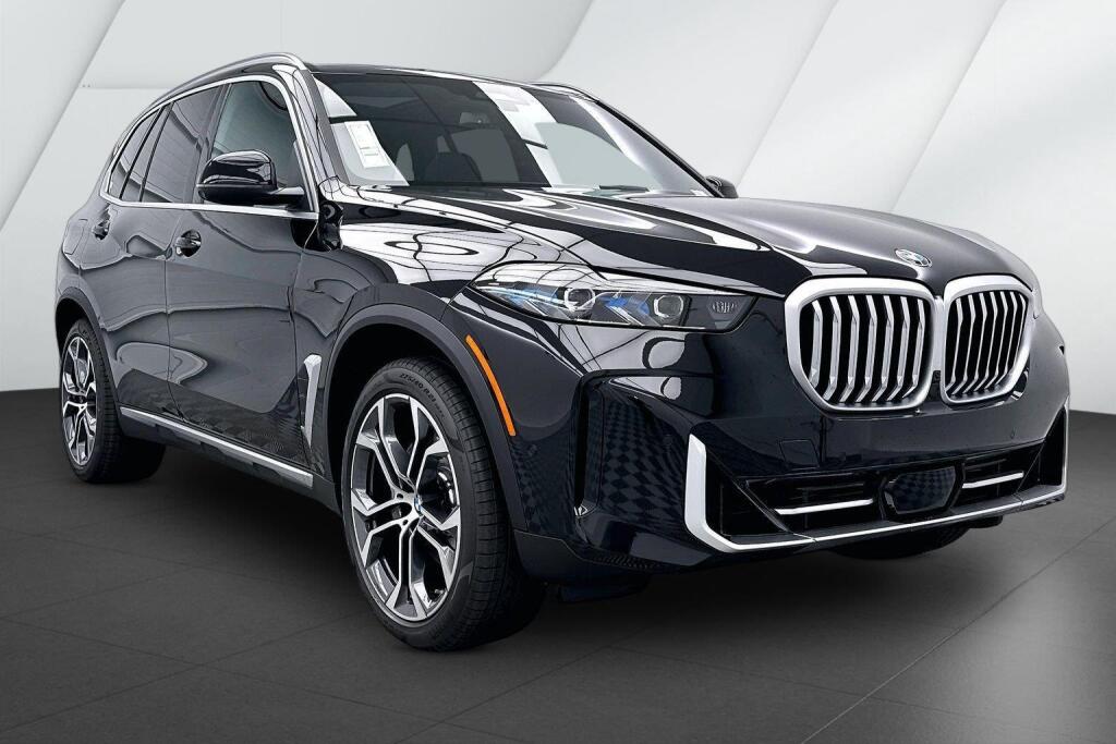 Black Sapphire Metallic 2026 BMW X5 SUV / Crossover All-Wheel Drive Automatic