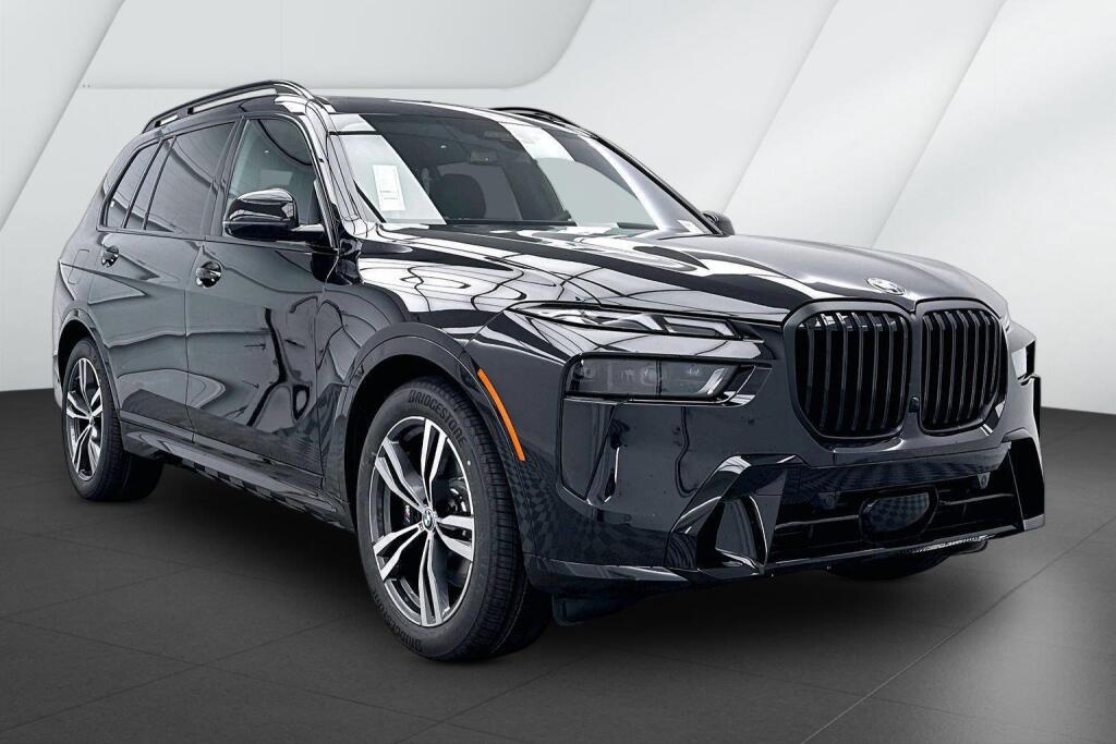 Black Sapphire Metallic 2027 BMW X7 SUV / Crossover All-Wheel Drive Automatic