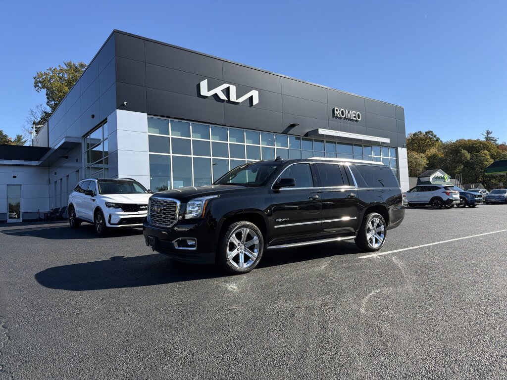 Onyx Black 2019 GMC Yukon XL SUV / Crossover Four-Wheel Drive Automatic