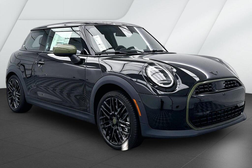 Midnight Black II Metallic 2027 MINI Cooper Hatchback Front-Wheel Drive 7-Speed Dual Clutch