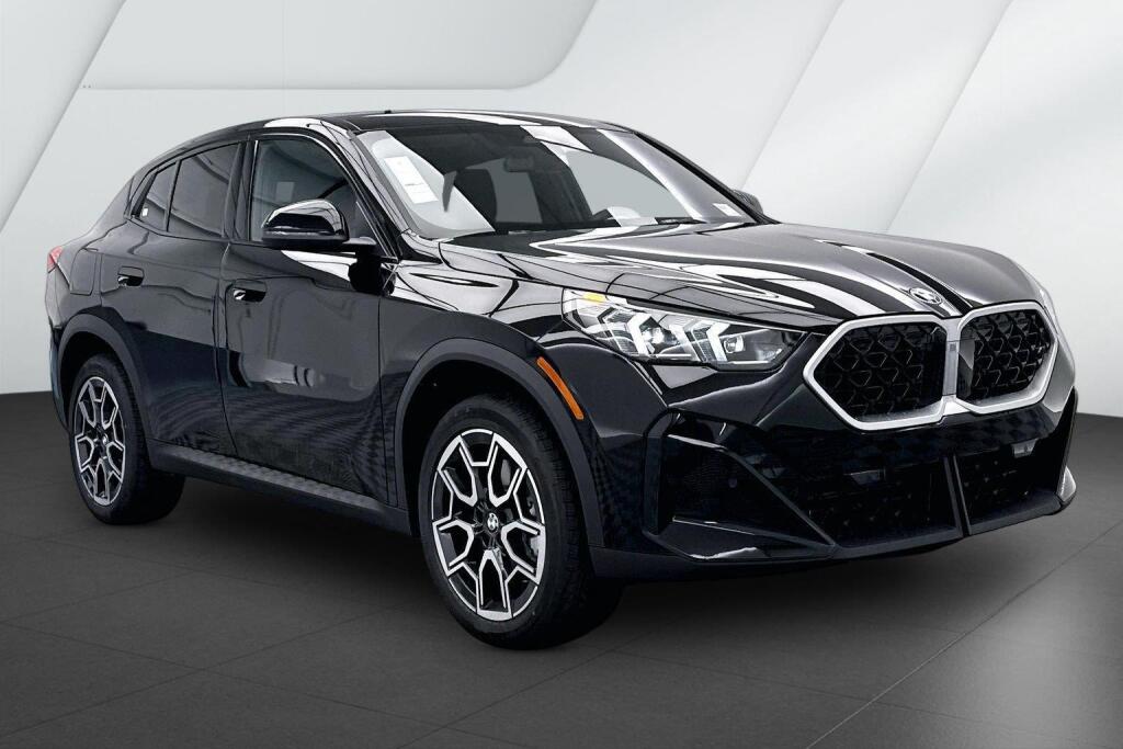 Jet Black 2027 BMW X2 SUV / Crossover All-Wheel Drive 7-Speed Dual Clutch