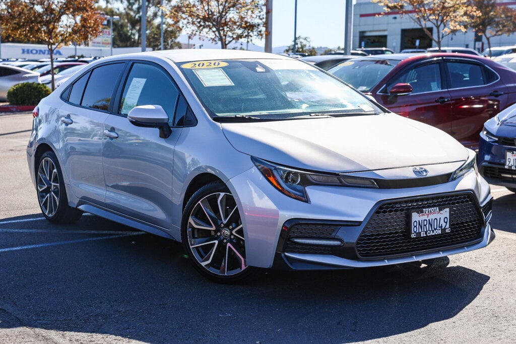 2020 Toyota Corolla SE FWD