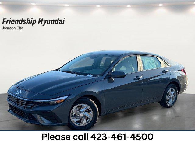 Ecotronic Gray 2026 Hyundai Elantra Sedan Front-Wheel Drive Continuously Variable Transmission