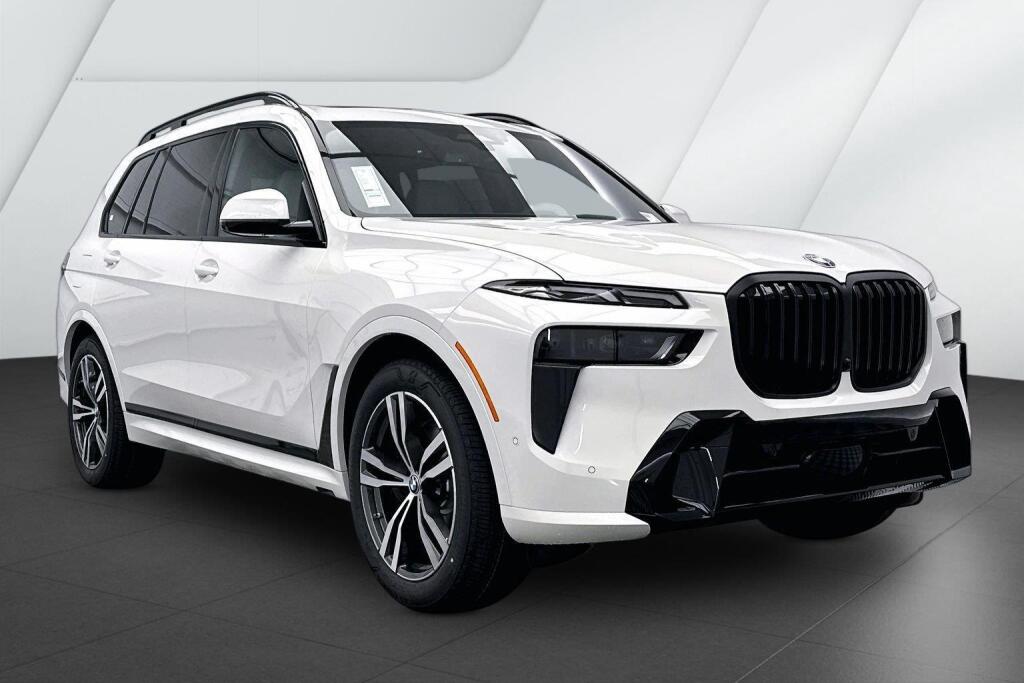 Alpine White 2027 BMW X7 SUV / Crossover All-Wheel Drive Automatic