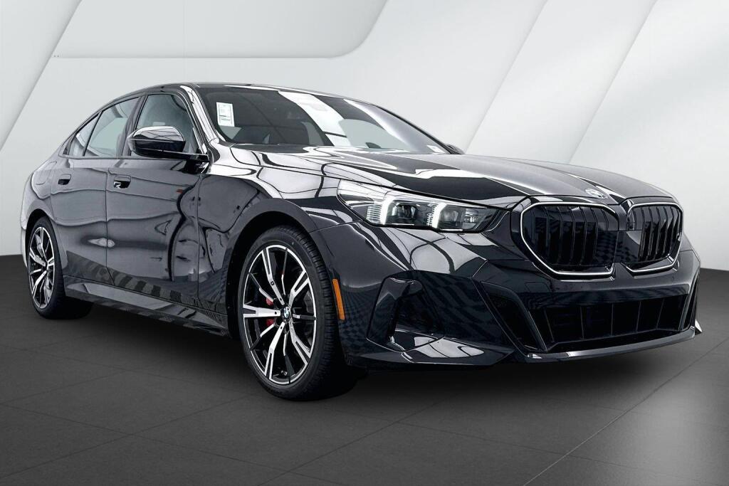 Black Sapphire Metallic 2027 BMW 5 Series Sedan All-Wheel Drive Automatic
