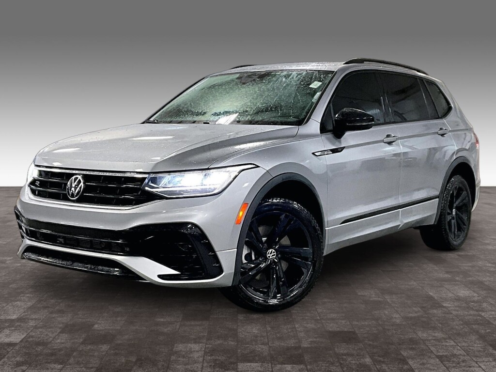Silver 2024 Volkswagen Tiguan SUV / Crossover All-Wheel Drive Automatic