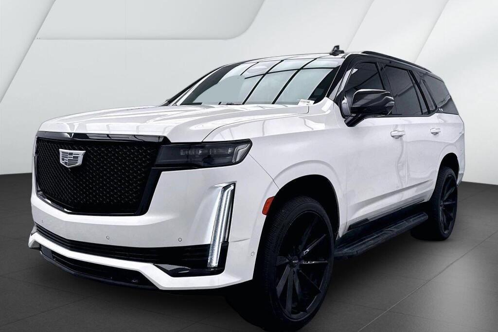  2022 Cadillac Escalade Sport Platinum 4WD   