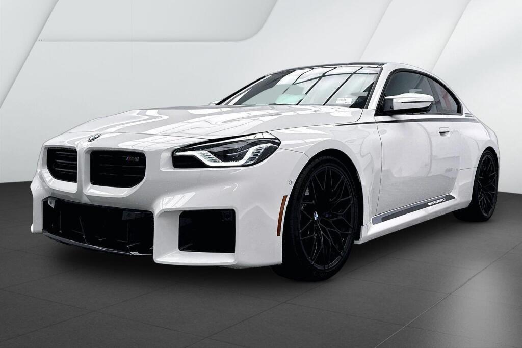 Alpine White 2026 BMW M2 Coupe Rear-Wheel Drive 6-Speed Manual