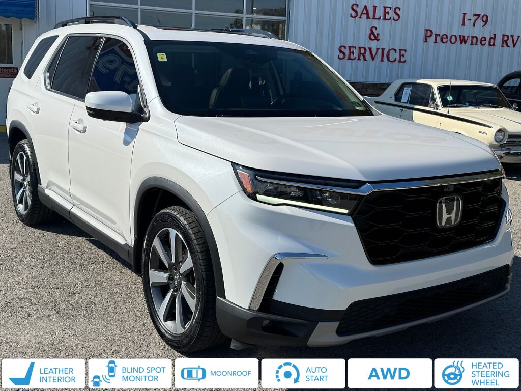 Platinum White Pearl 2023 Honda Pilot SUV / Crossover All-Wheel Drive Automatic