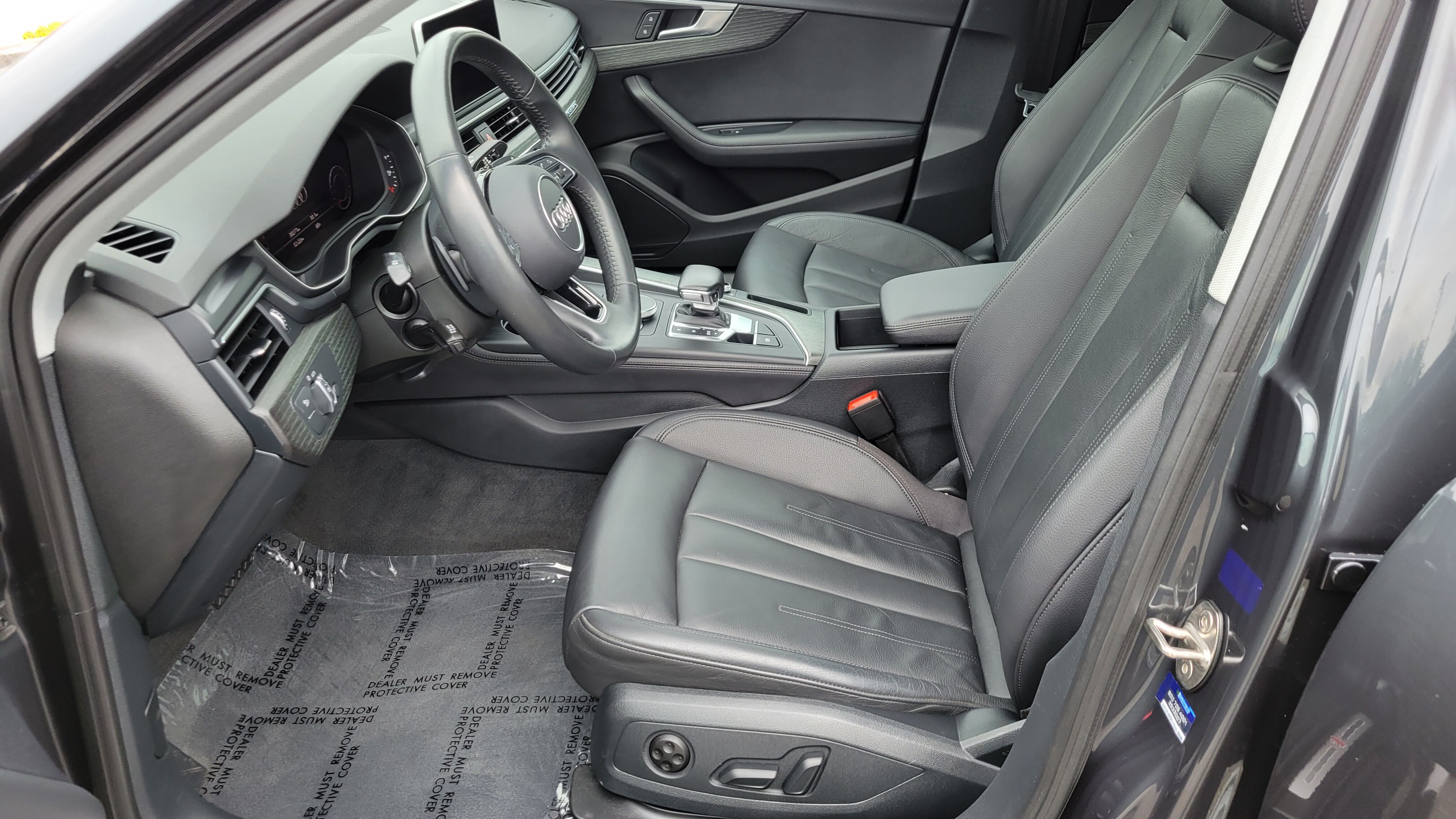 2019 Audi A4 2.0T Premium Plus photo 2