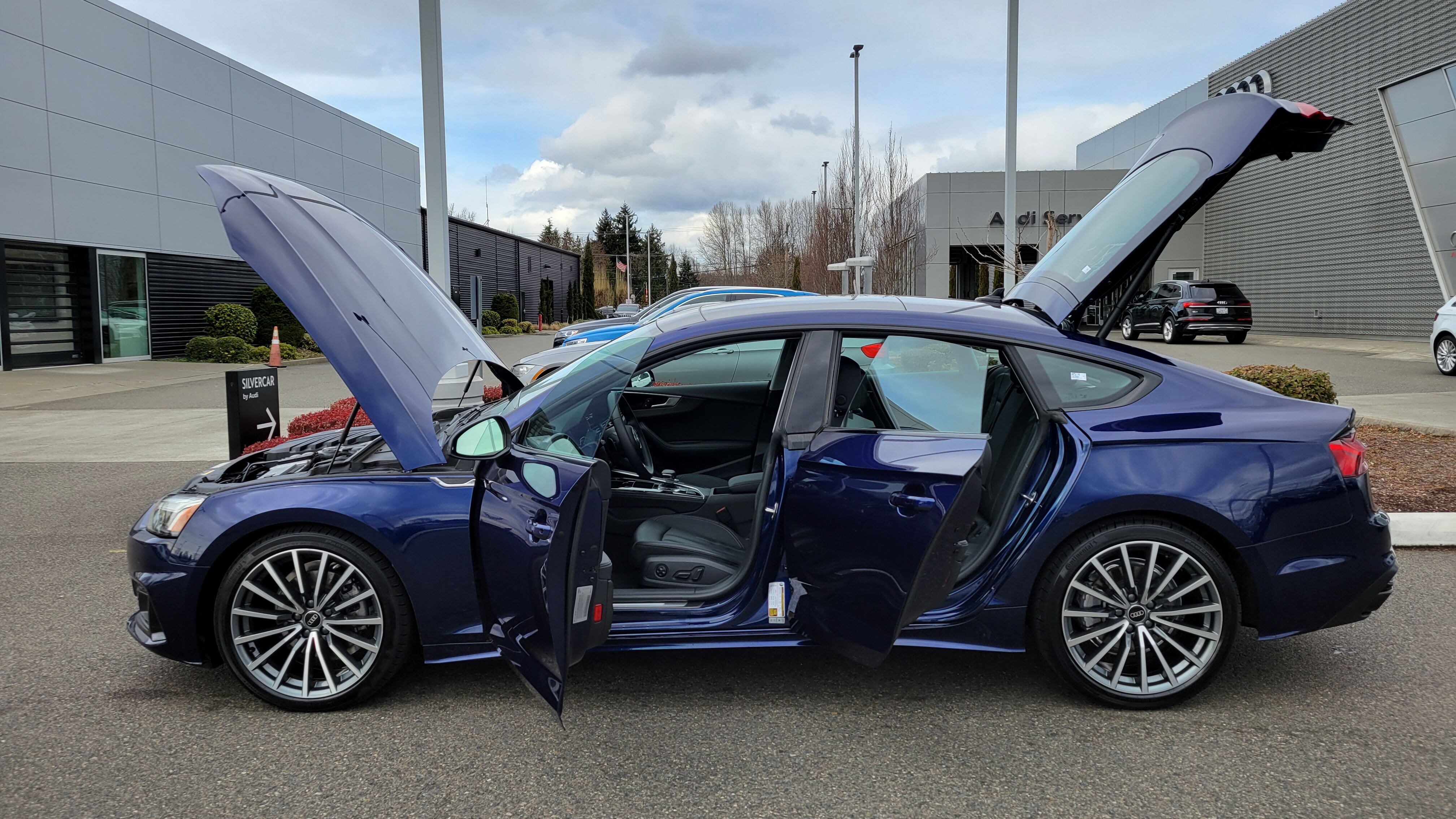 2022 Audi A5 40 Premium photo 3