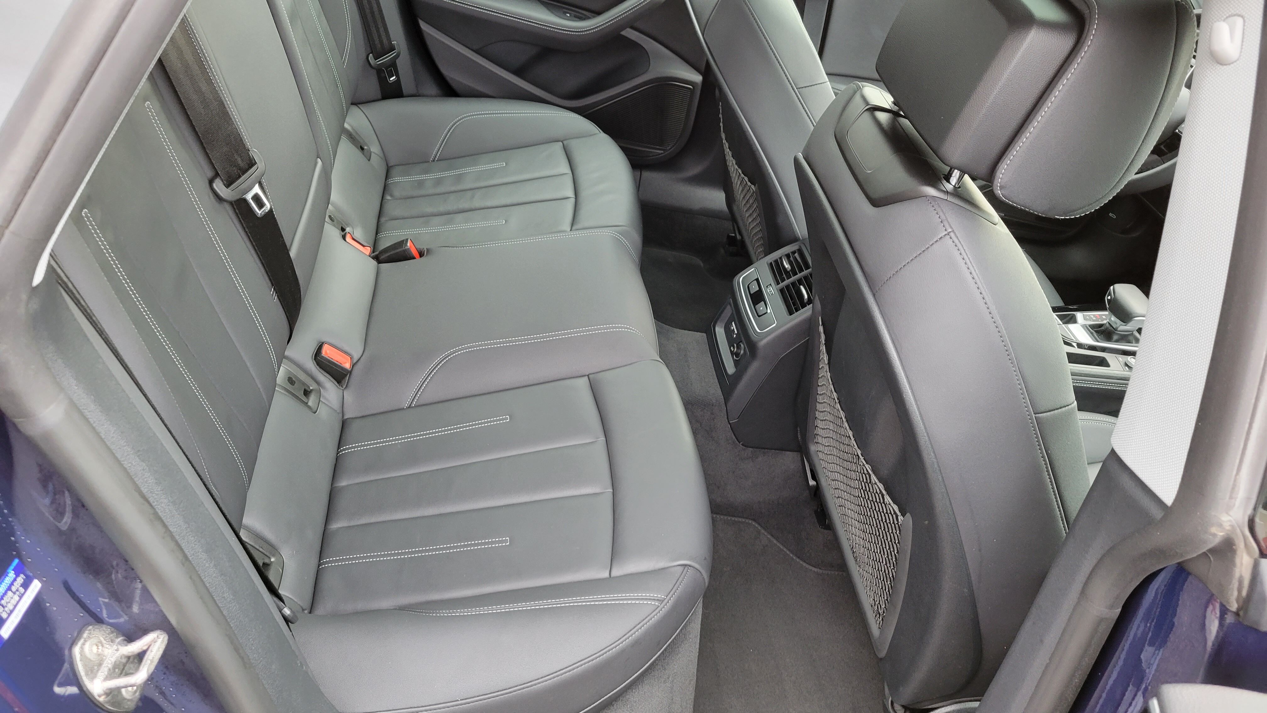 2022 Audi A5 40 Premium photo 8