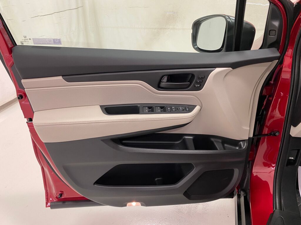 2026 HONDA Odyssey EX-L Radiant Red Metallic II at Honda North