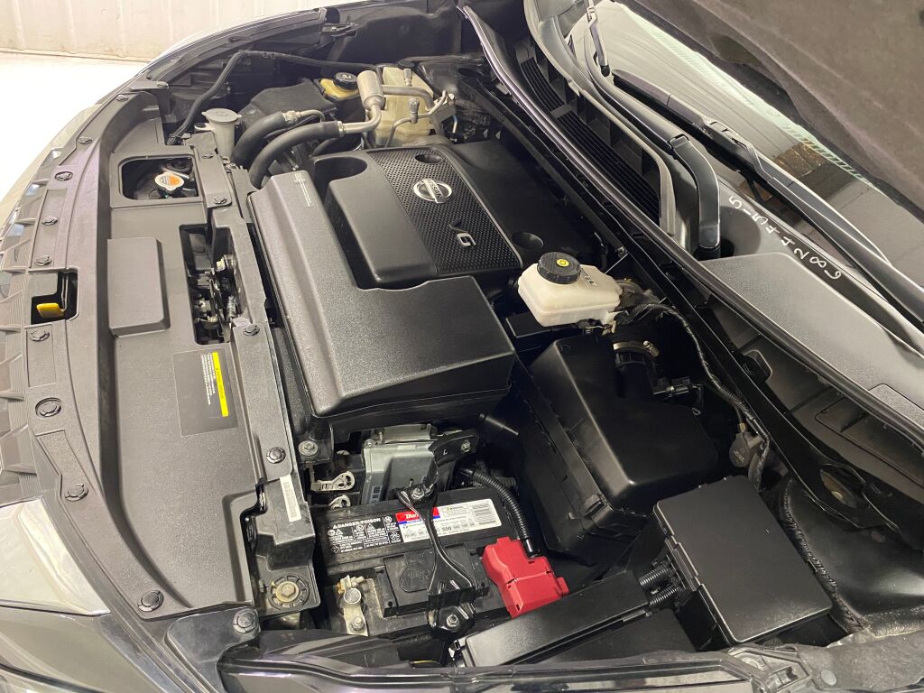 2023 Nissan Murano SL Super Black at South Hills Kia