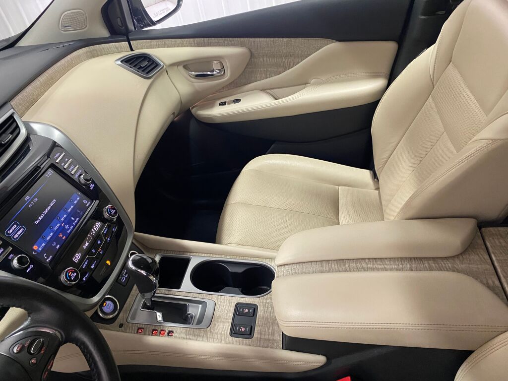 2023 Nissan Murano SL Super Black at South Hills Kia