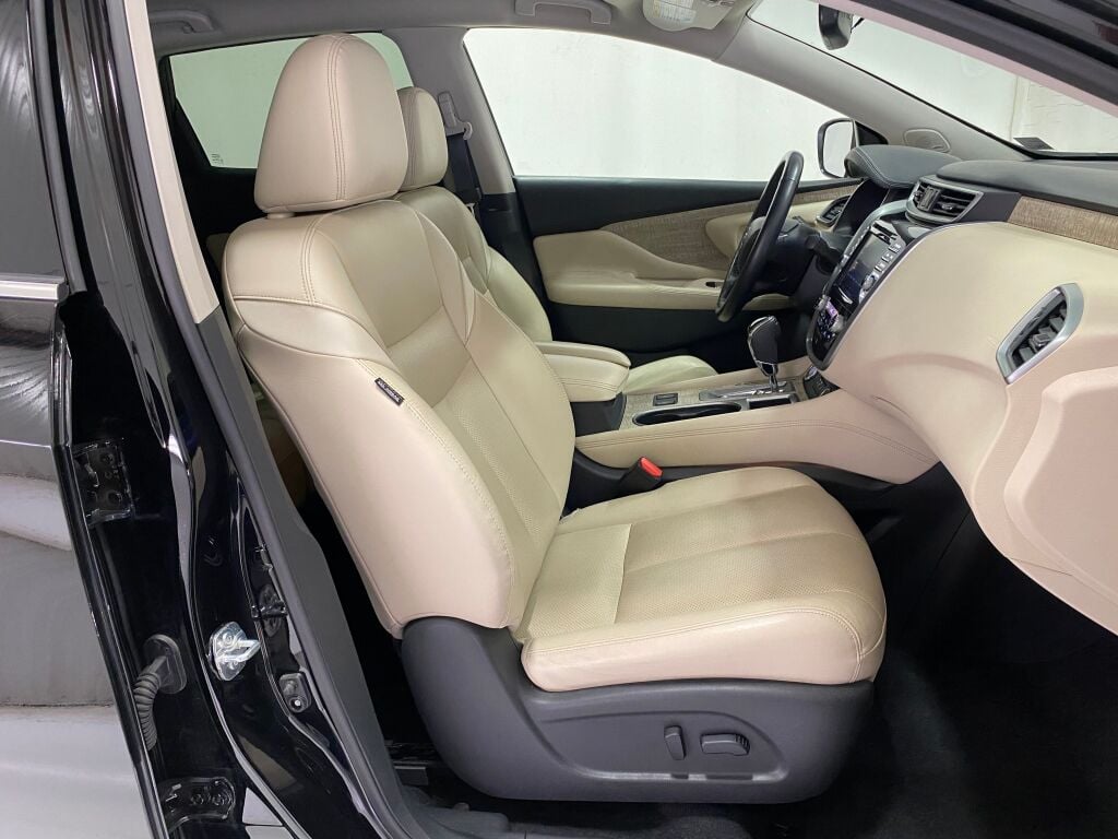 2023 Nissan Murano SL - 8