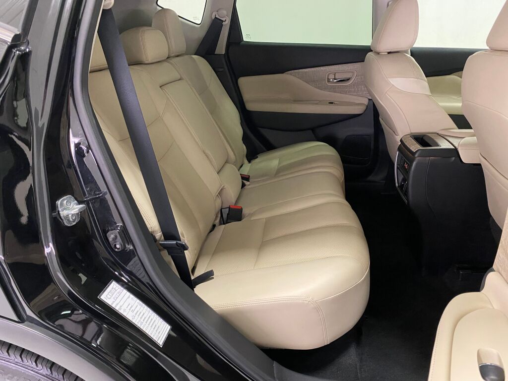 2023 Nissan Murano SL - 9