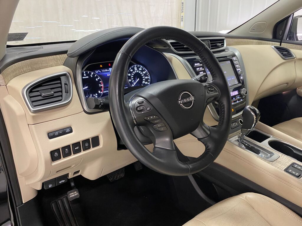 2023 Nissan Murano SL - 10