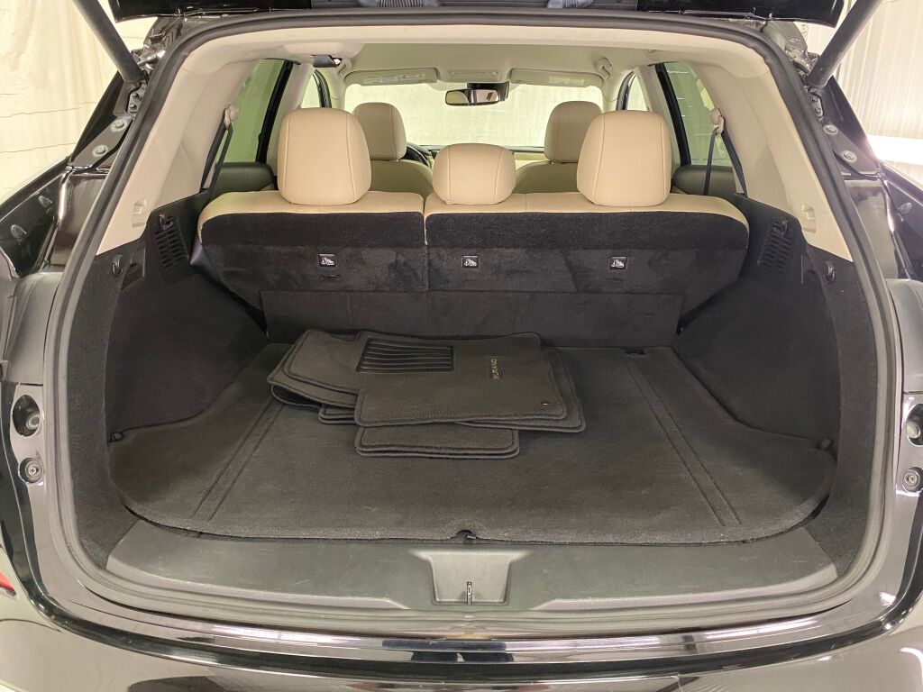 2023 Nissan Murano SL Super Black at South Hills Kia
