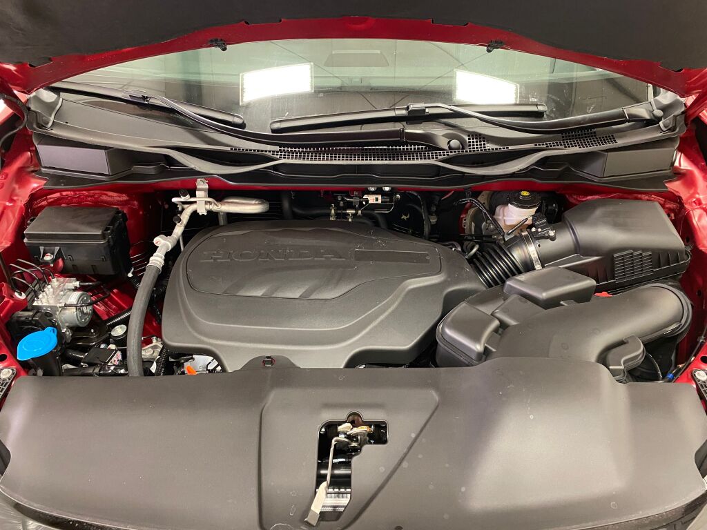 2026 HONDA Odyssey Sport-L Radiant Red Metallic II at Honda North