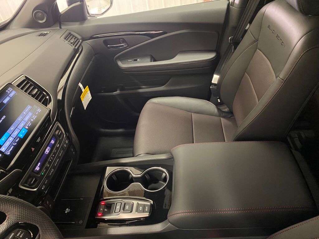 2026 HONDA Ridgeline Black Edition Platinum White Pearl at Honda North
