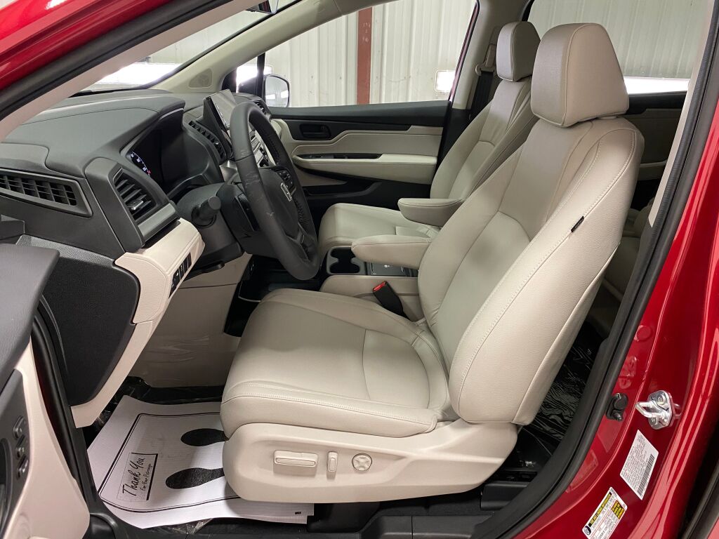 2026 HONDA Odyssey EX-L Radiant Red Metallic II at Honda North