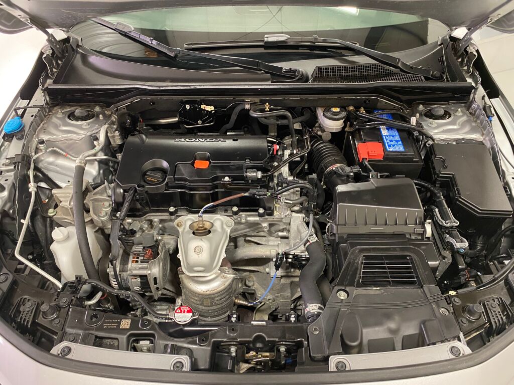 2023 Honda Civic Sport Lunar Silver Metallic at Honda North