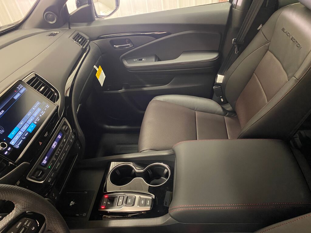 2026 HONDA Ridgeline Black Edition Sonic Gray Pearl at Honda North