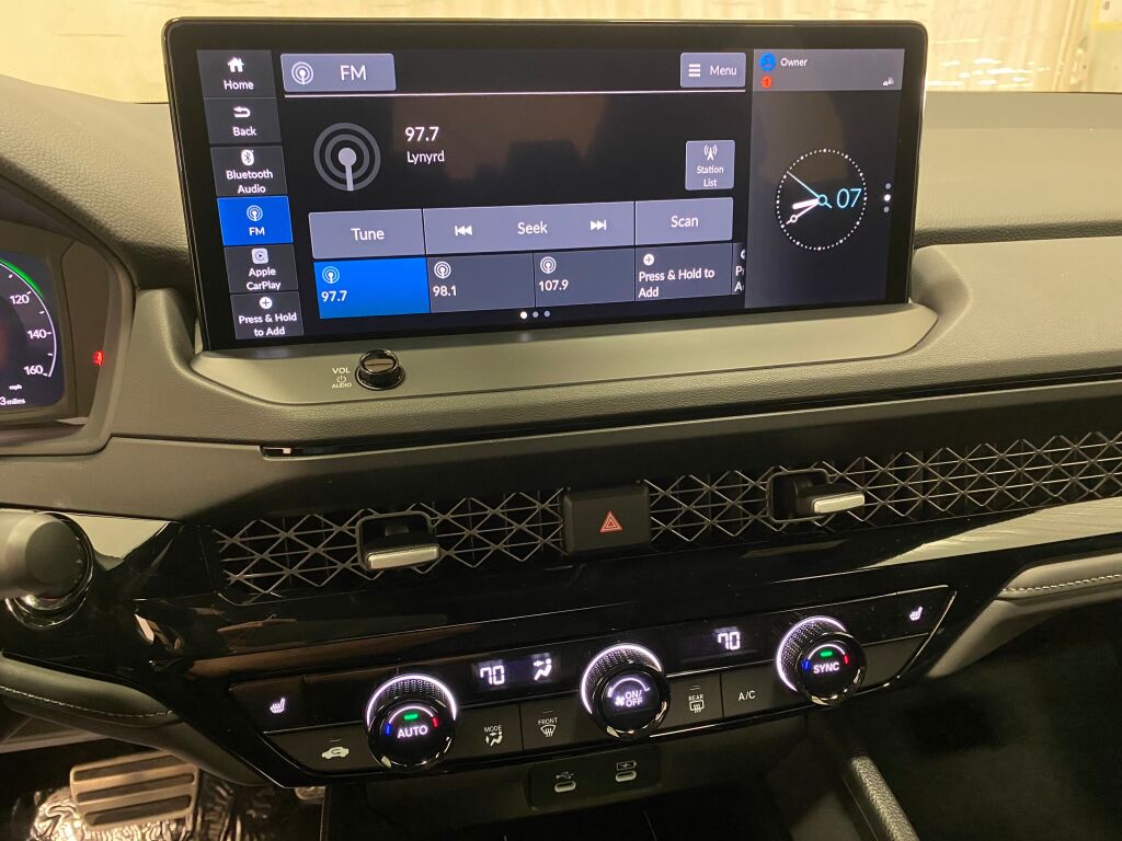 2025 HONDA Accord Hybrid Sport-L Crystal Black Pearl at Honda North