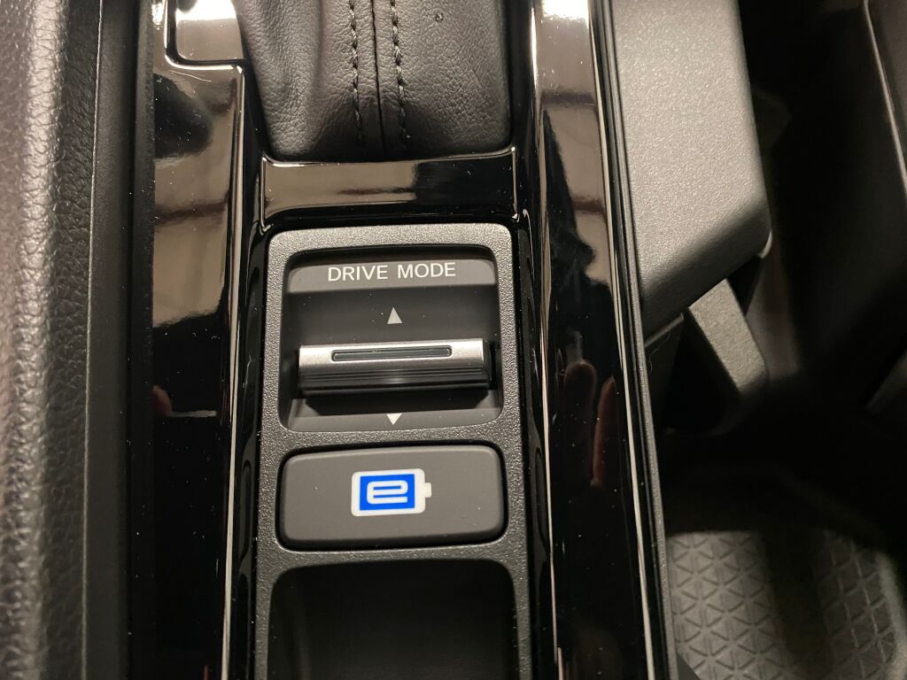 2025 HONDA Accord Hybrid Sport-L Crystal Black Pearl at Honda North