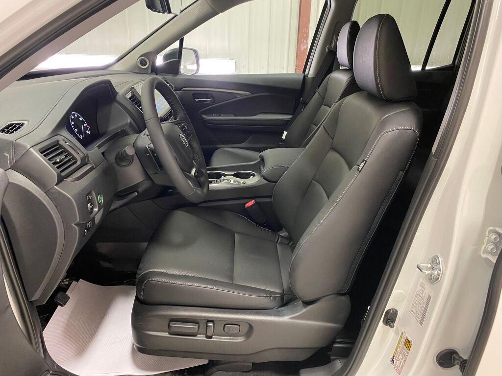 2026 HONDA Ridgeline RTL Platinum White Pearl at Honda North