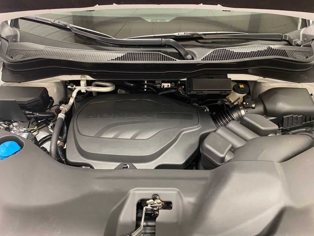 2026 HONDA Ridgeline RTL Platinum White Pearl at Honda North