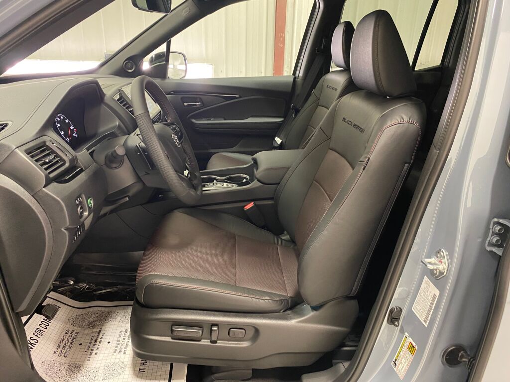 2026 HONDA Ridgeline Black Edition Sonic Gray Pearl at Honda North