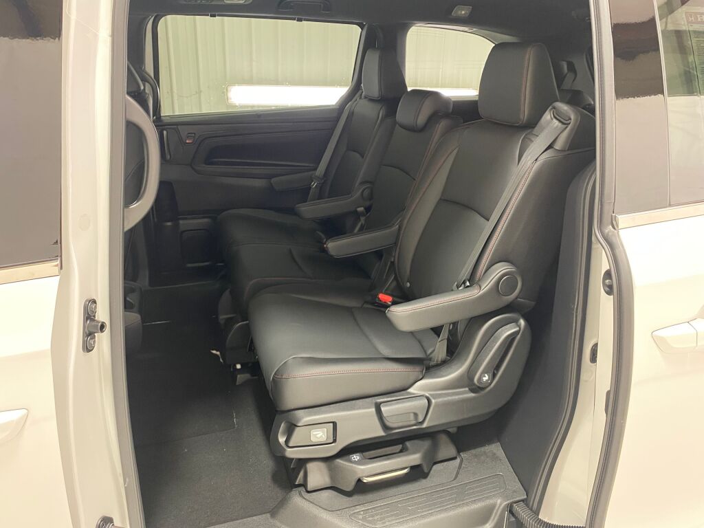 2026 HONDA Odyssey Sport-L - 11