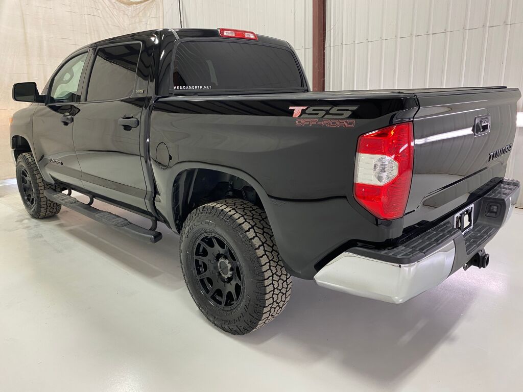 2016 Toyota Tundra SR5 - 4