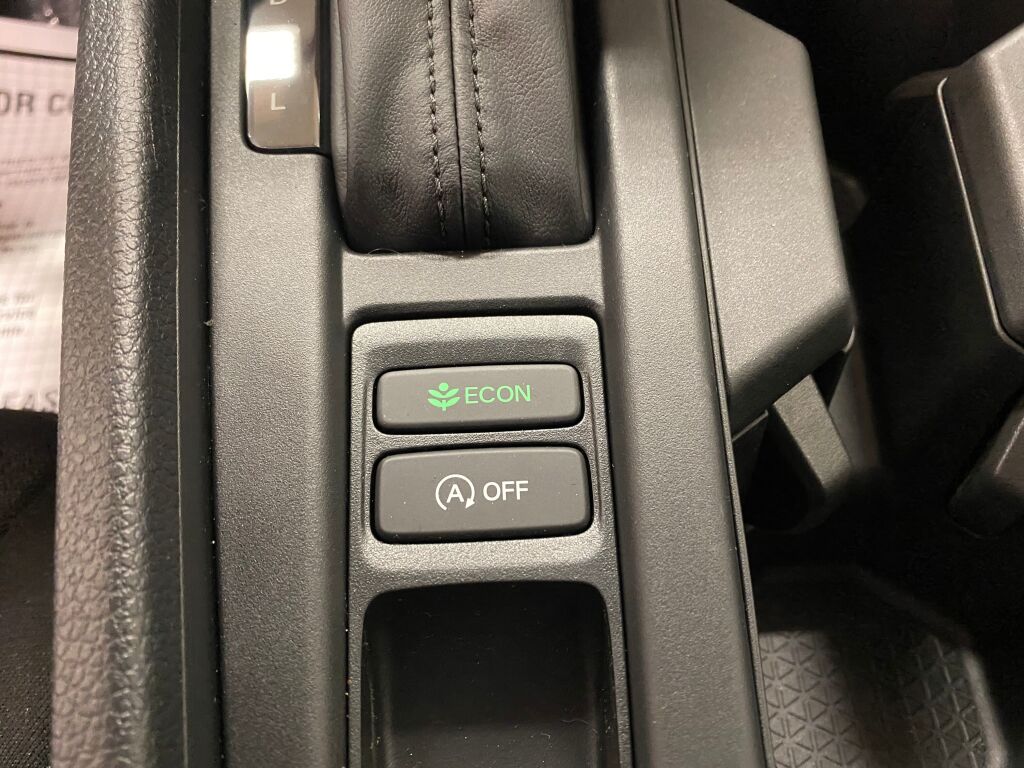 2026 HONDA Accord Sedan SE Solar Silver Metallic at Honda North