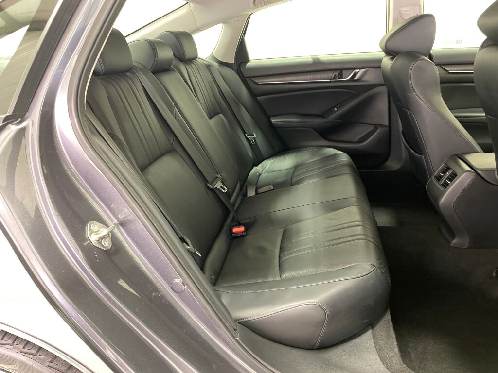 2018 Honda Accord EX-L - 9