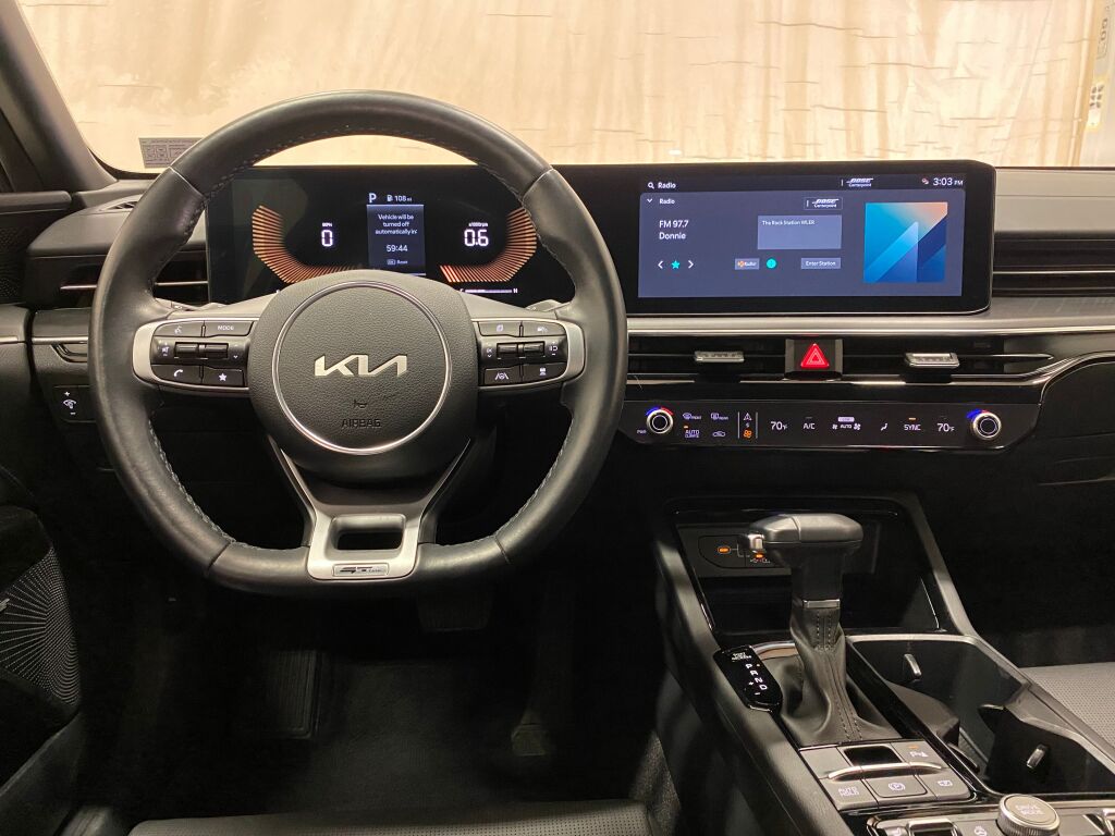 2025 Kia K5 GT-Line - 3