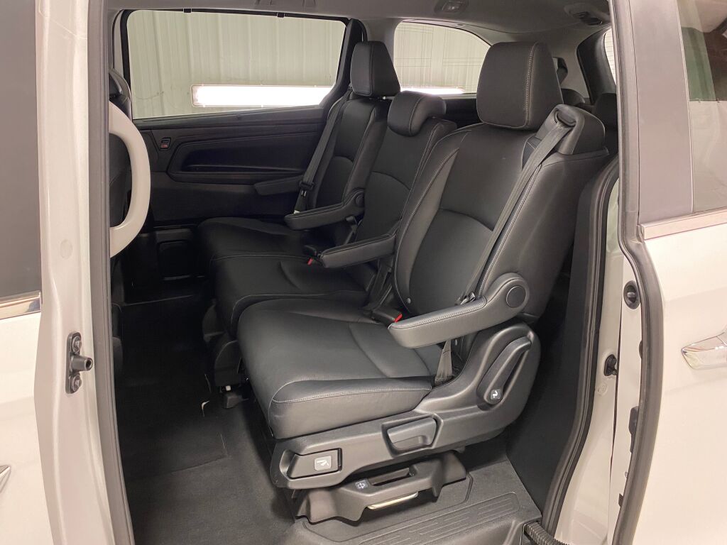 2023 Honda Odyssey EX-L Platinum White Pearl at Auto Express Mitsubishi