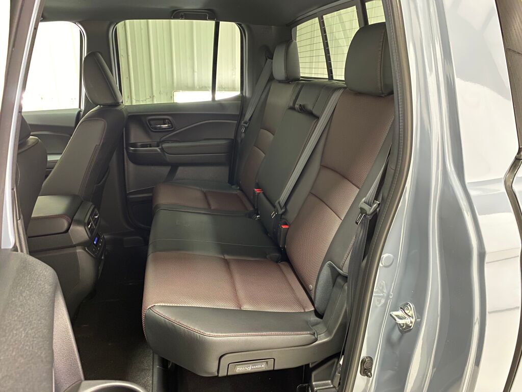 2026 Honda Ridgeline Black Edition SONIC GRAY at Honda North