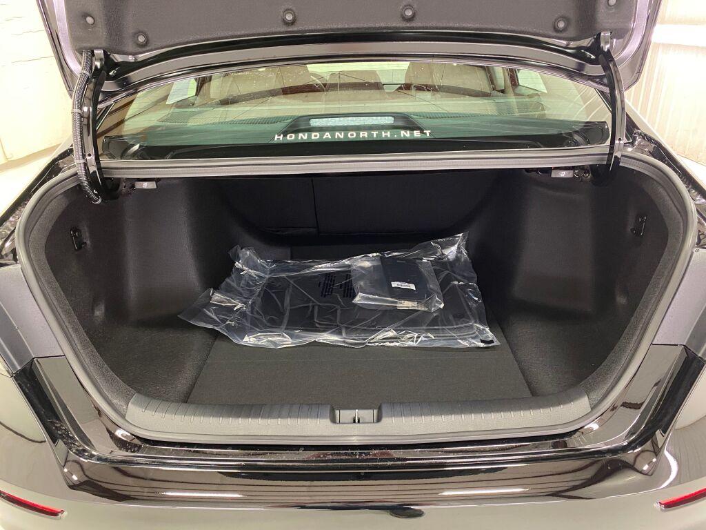 2026 HONDA Accord Sedan SE Crystal Black Pearl at Honda North