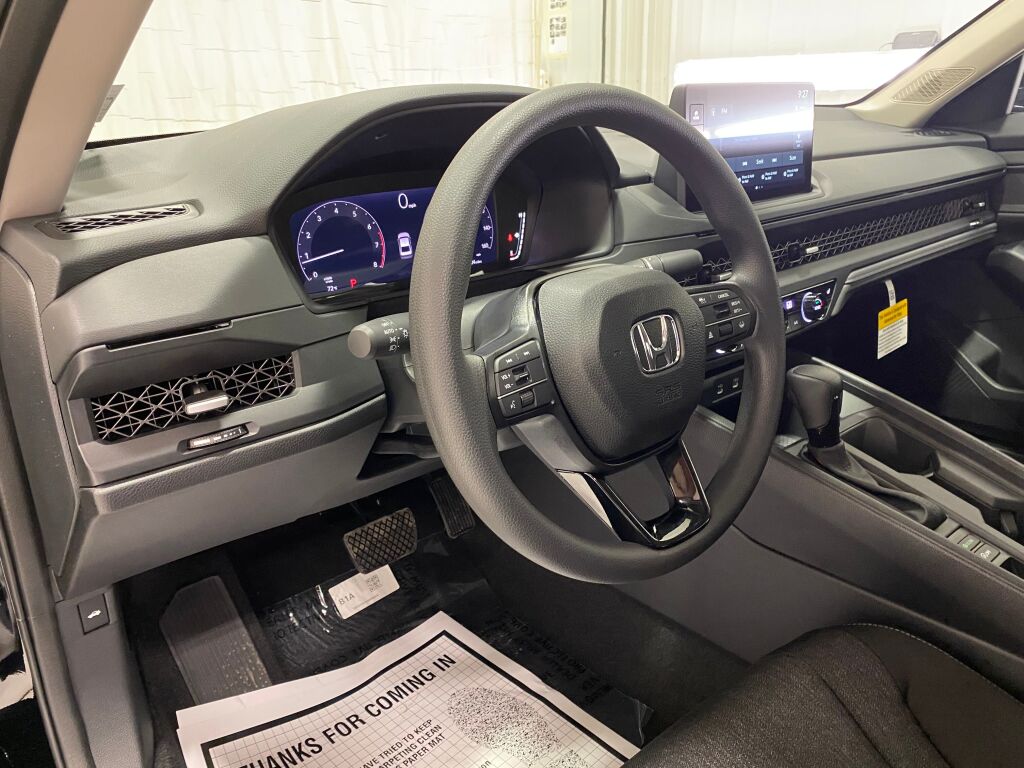 2026 HONDA Accord Sedan SE Crystal Black Pearl at Honda North