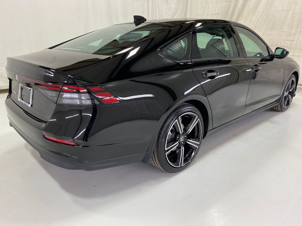 2026 HONDA Accord Sedan SE Crystal Black Pearl at Honda North
