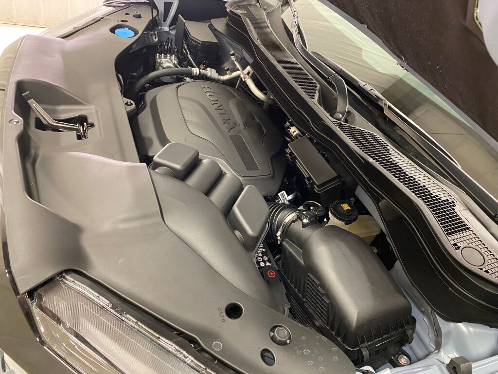2026 Honda Ridgeline Black Edition SONIC GRAY at Honda North