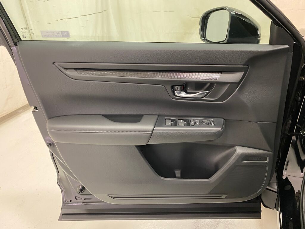2026 Honda CR-V LX - 11
